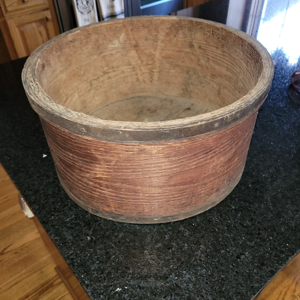 Vintage Dry Measure Container - Picture 5 of 8